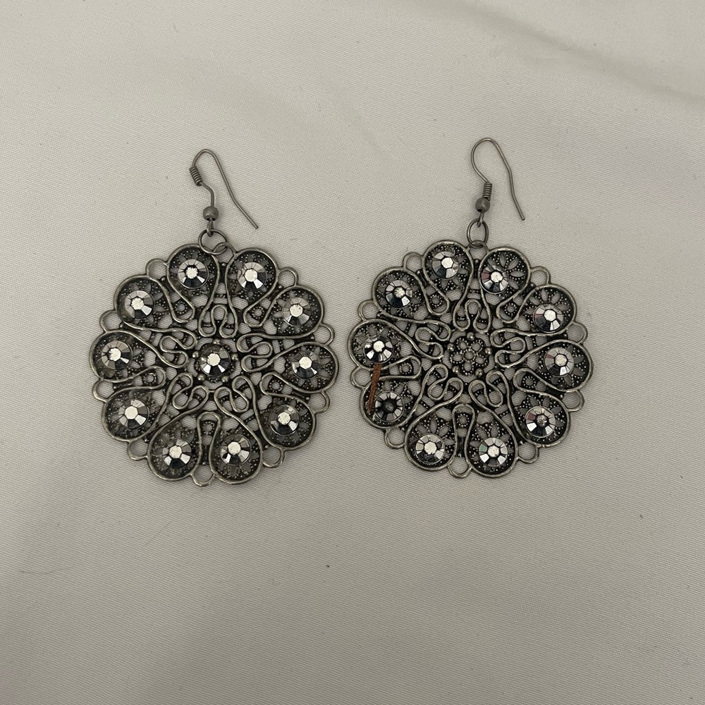 Costume Jewelry Dangle Earrings